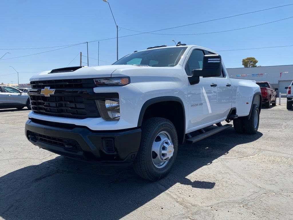 2026 Chevrolet Silverado 3500 HD WT DRW
