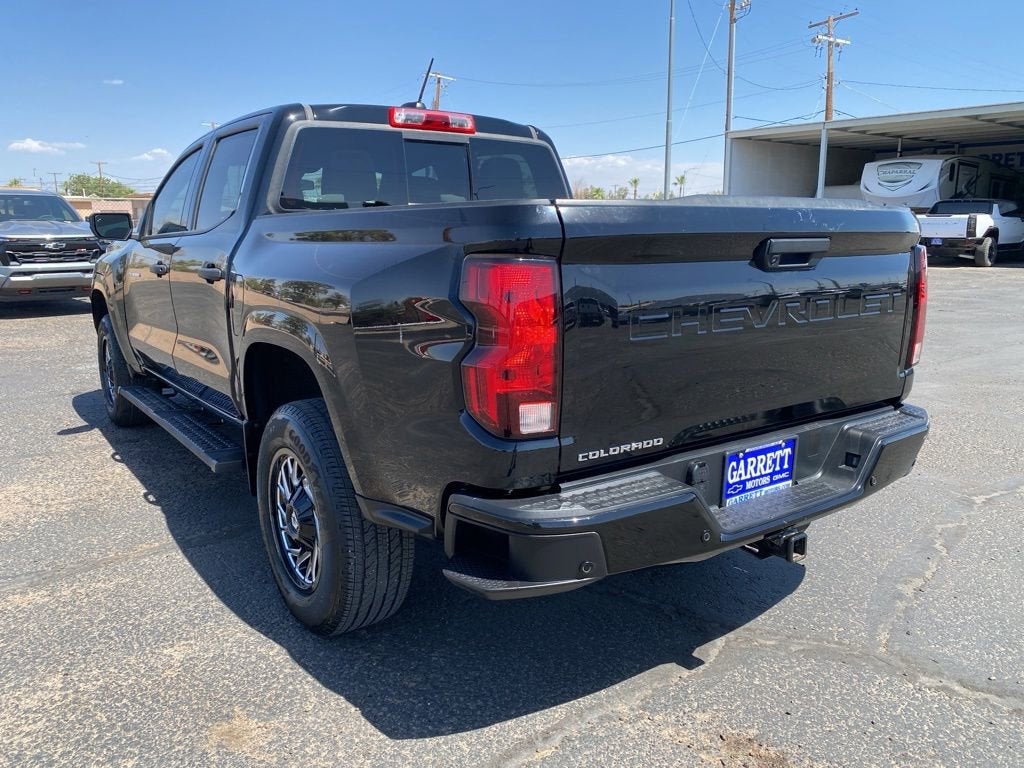 2025 Chevrolet Colorado WT/LT