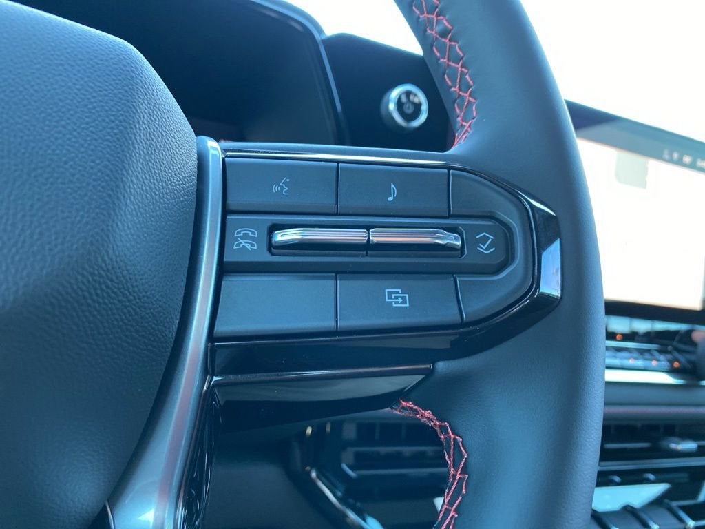 2026 Chevrolet Colorado Z71 - Photo 35