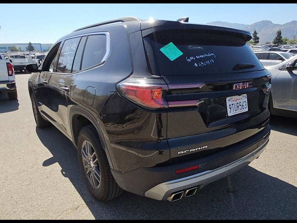 2025 GMC Acadia Elevation