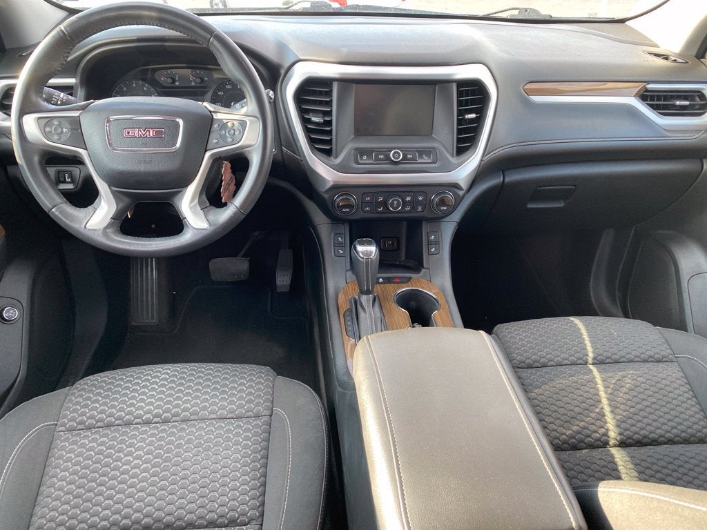 2017 GMC Acadia SLE