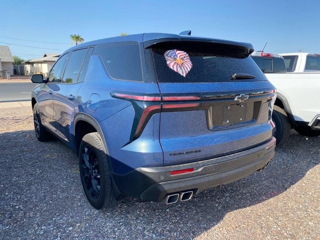 2024 Chevrolet Traverse LS