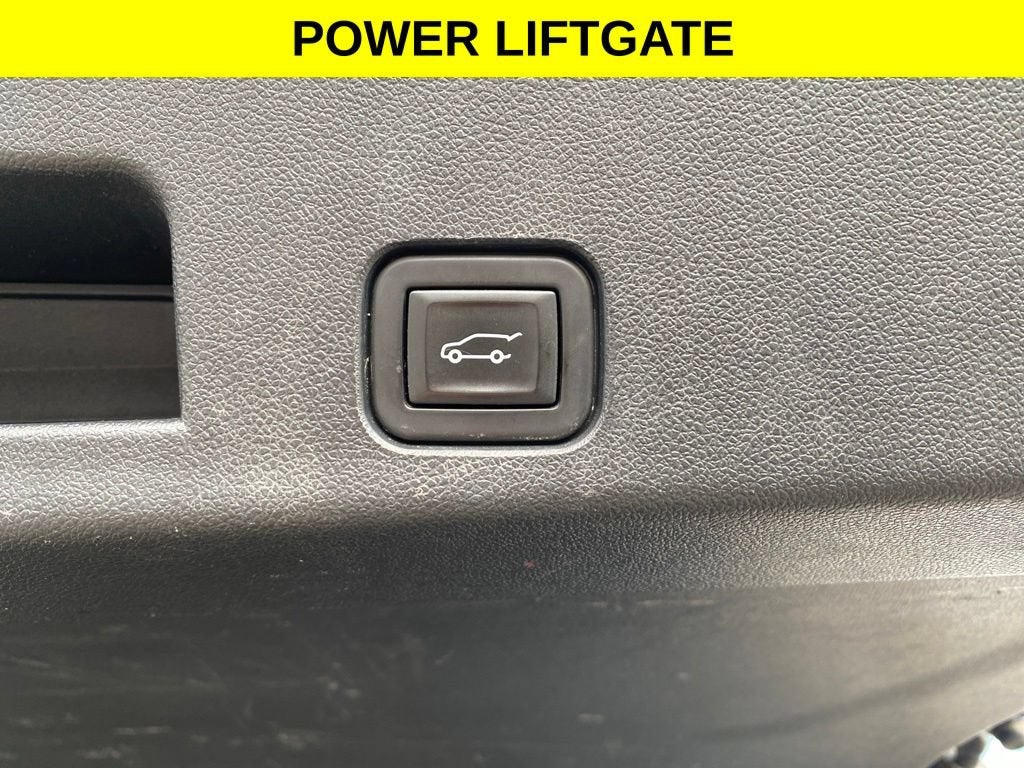 2024 Chevrolet Traverse LS