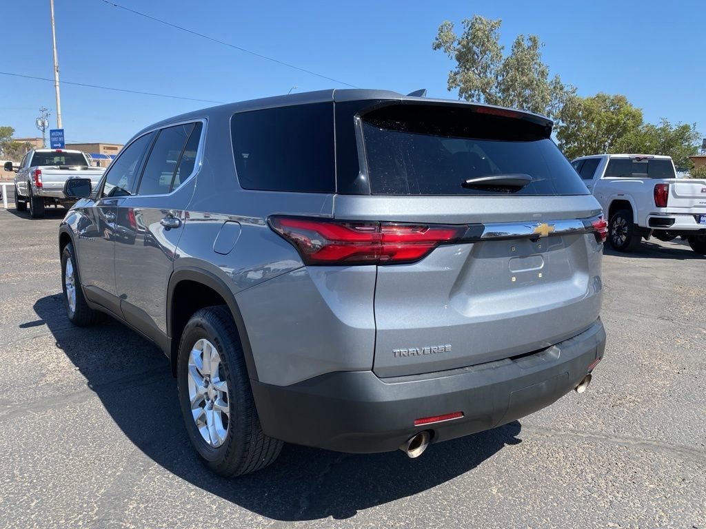 2023 Chevrolet Traverse LS