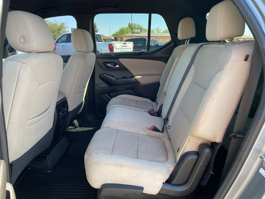 2023 Chevrolet Traverse LS