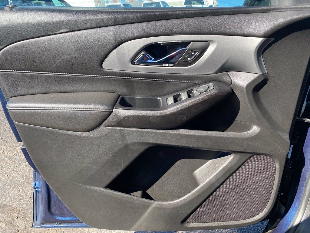 2023 Chevrolet Traverse 1LT - Photo 33