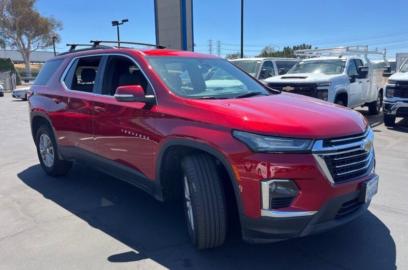 2023 Chevrolet Traverse LT Cloth