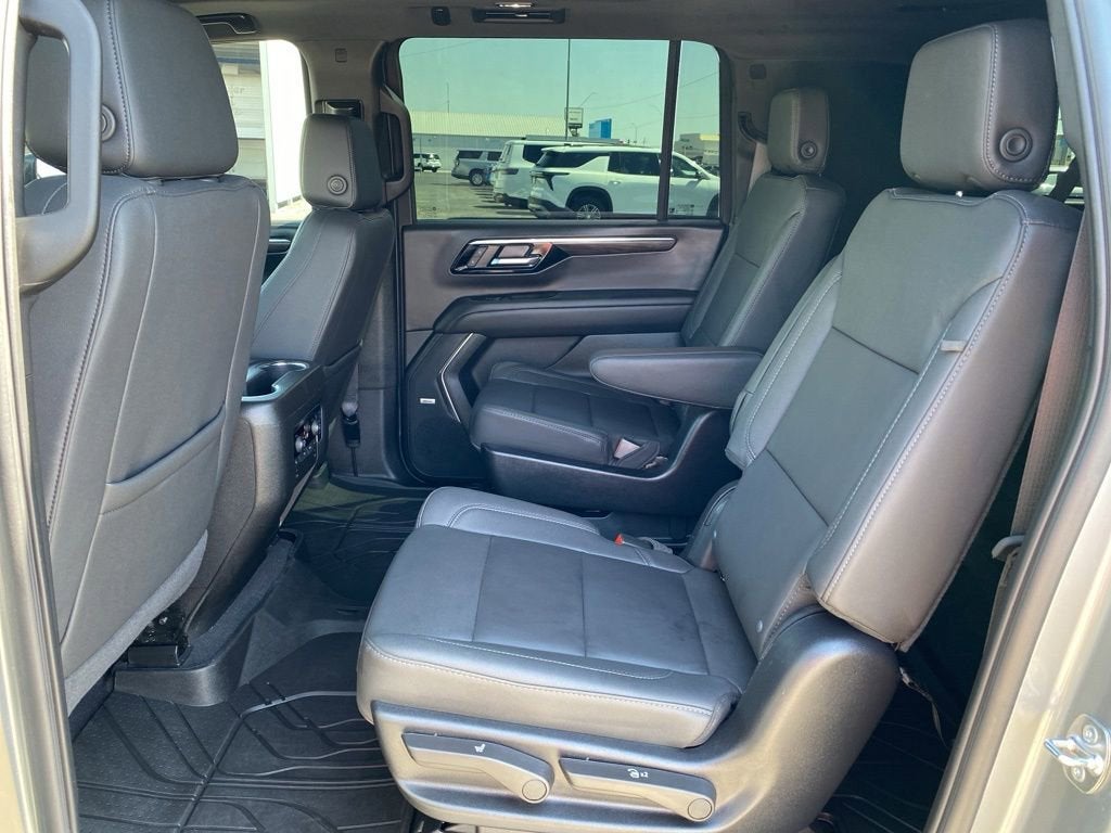 2025 Chevrolet Suburban Z71