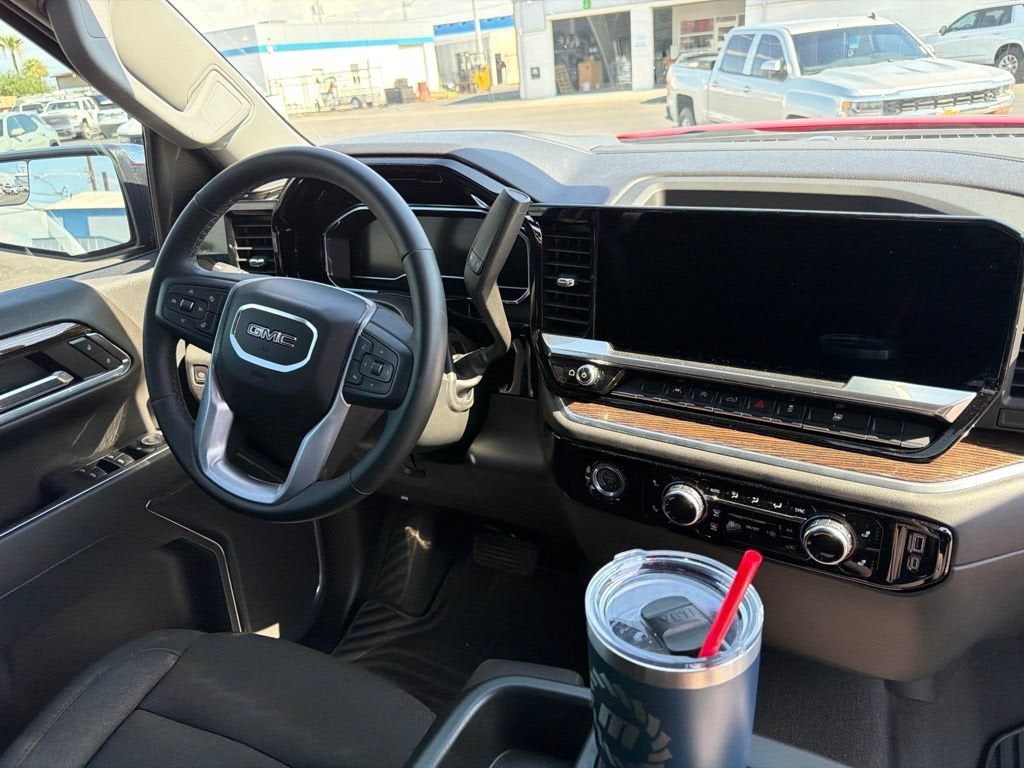 2023 GMC Sierra 1500 SLE