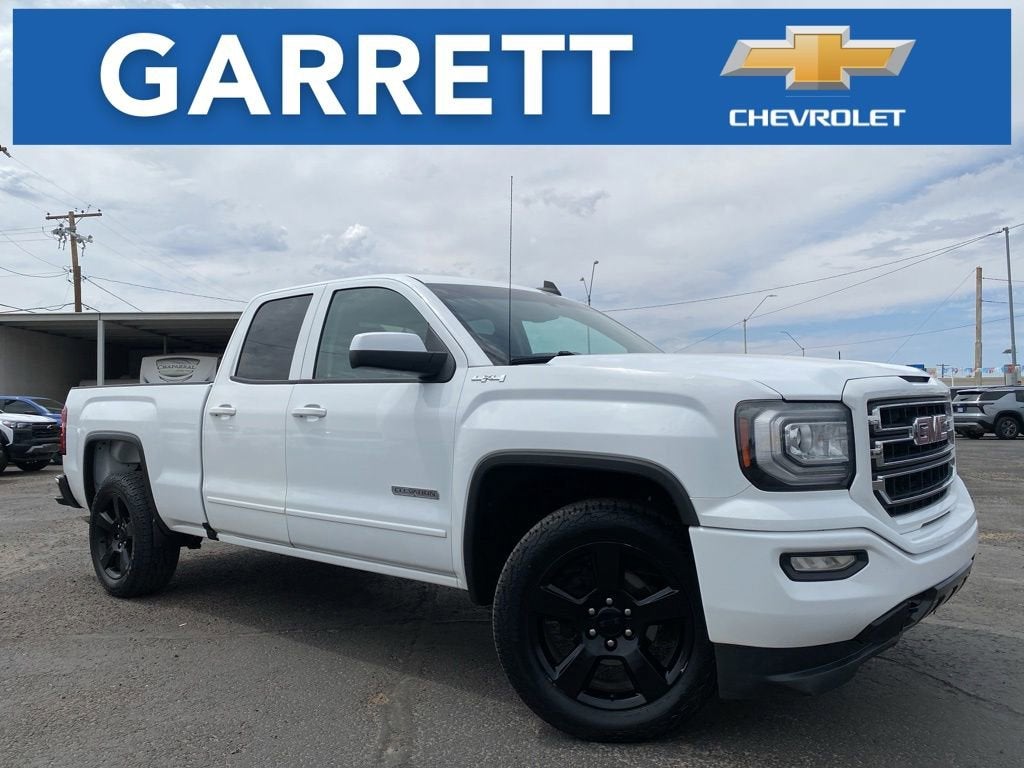 2018 GMC Sierra 4WD Double Cab Standard Box's photo