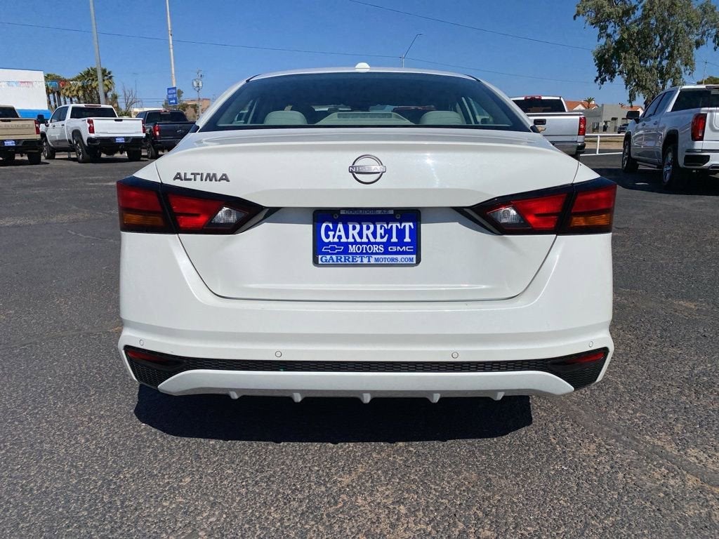 2025 Nissan Altima SV