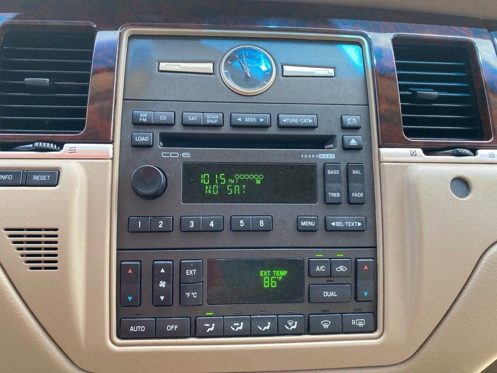 2008 Lincoln Town Car Limited