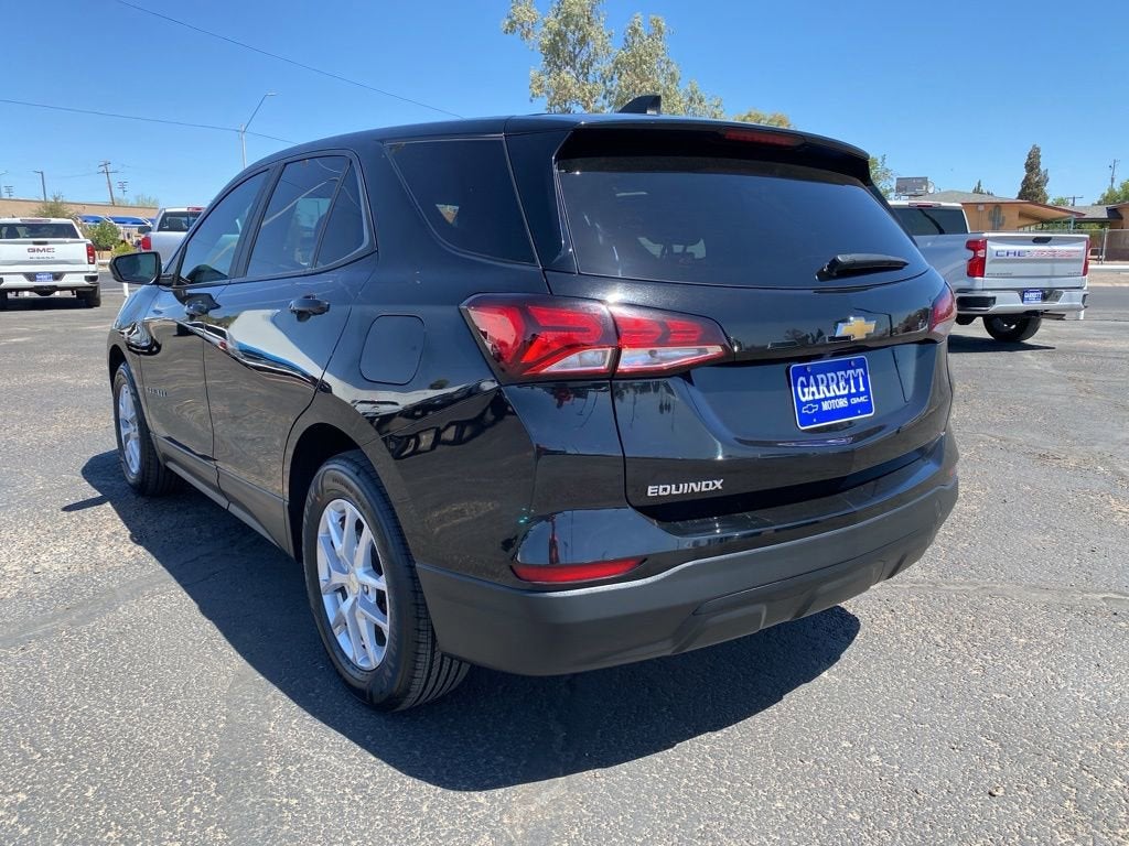 2023 Chevrolet Equinox LS