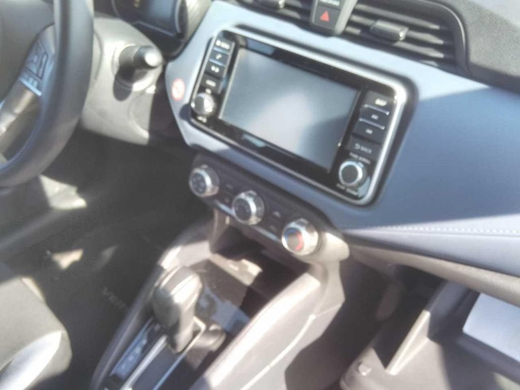 2024 Nissan Versa SV