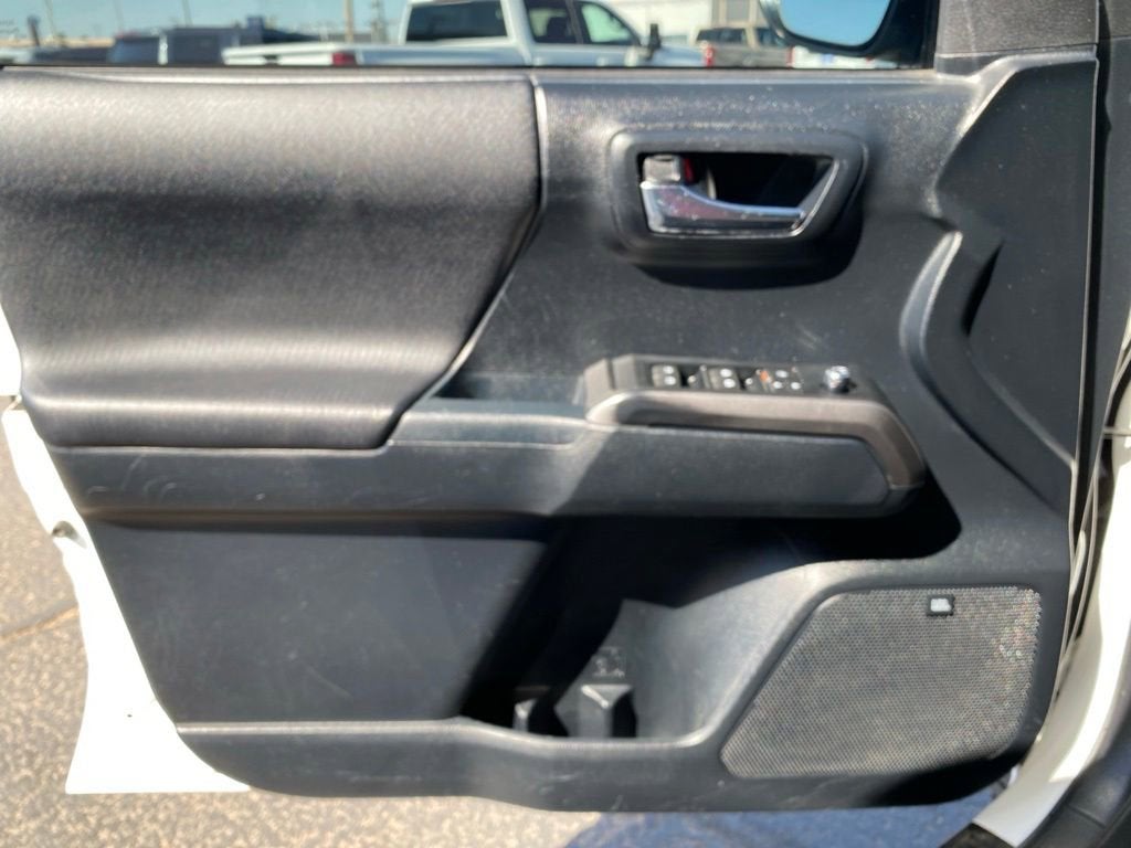 2016 Toyota Tacoma SR5