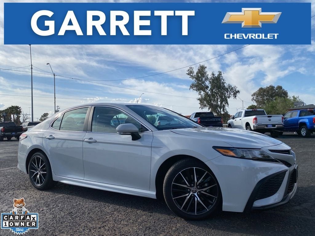 2023 Toyota Camry SE