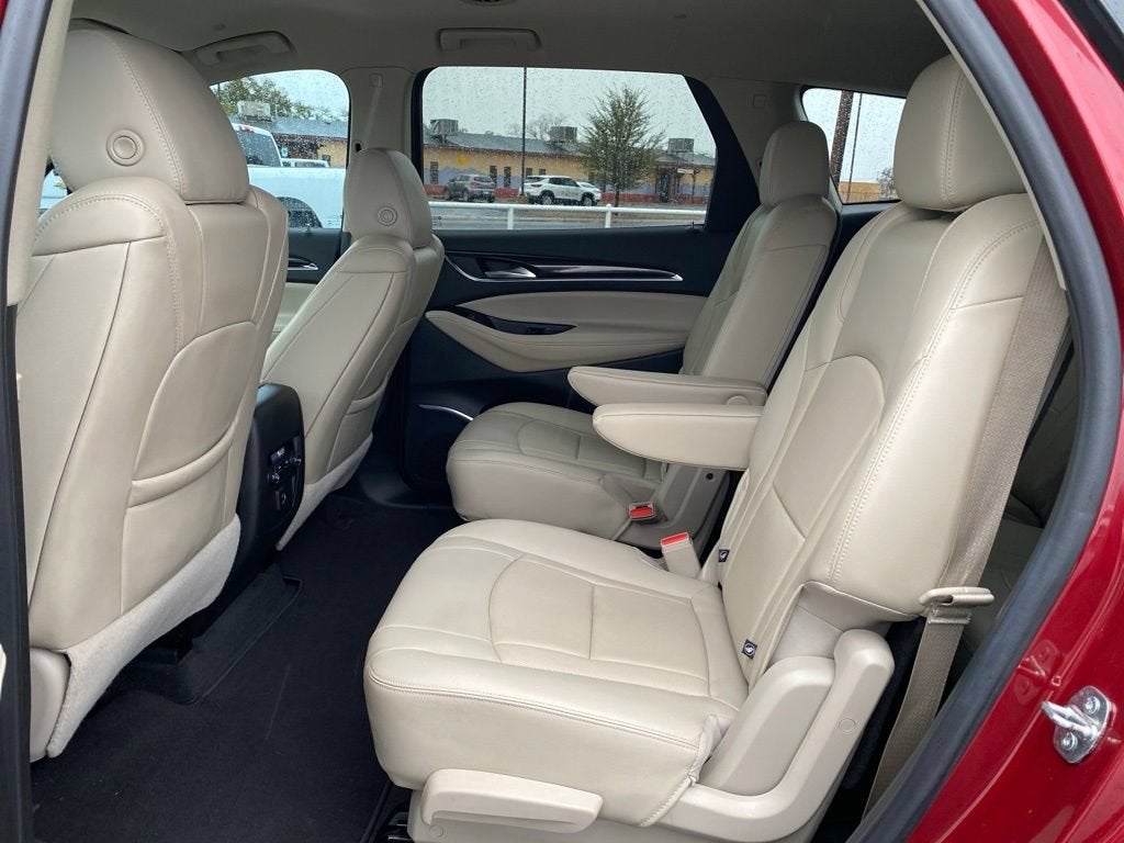 2020 Buick Enclave Essence