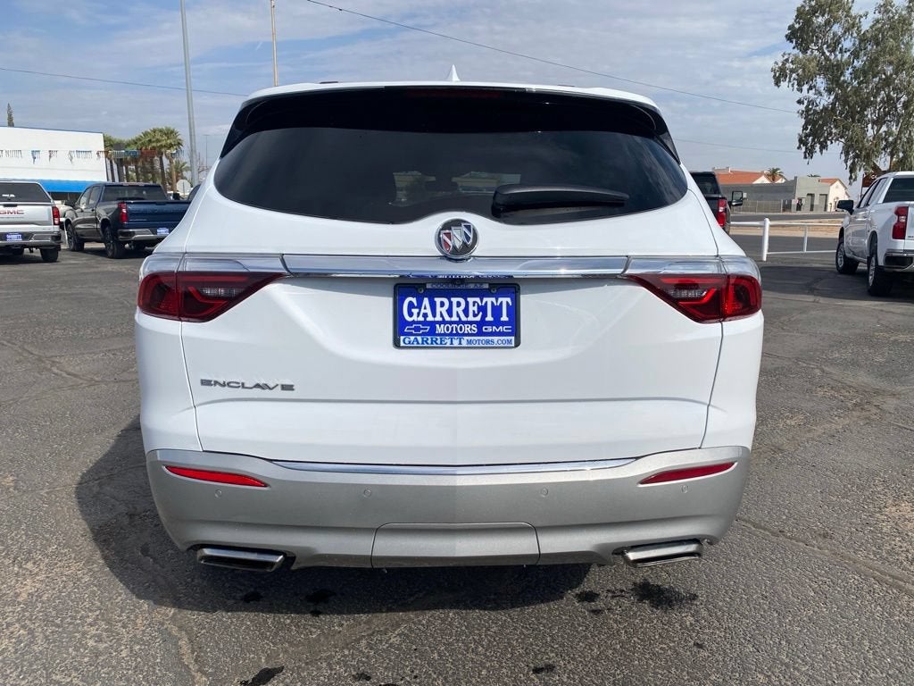 2023 Buick Enclave Essence