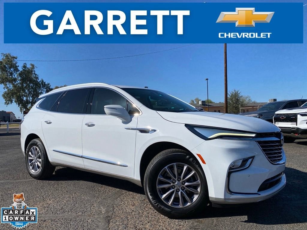 2023 Buick Enclave Essence's photo