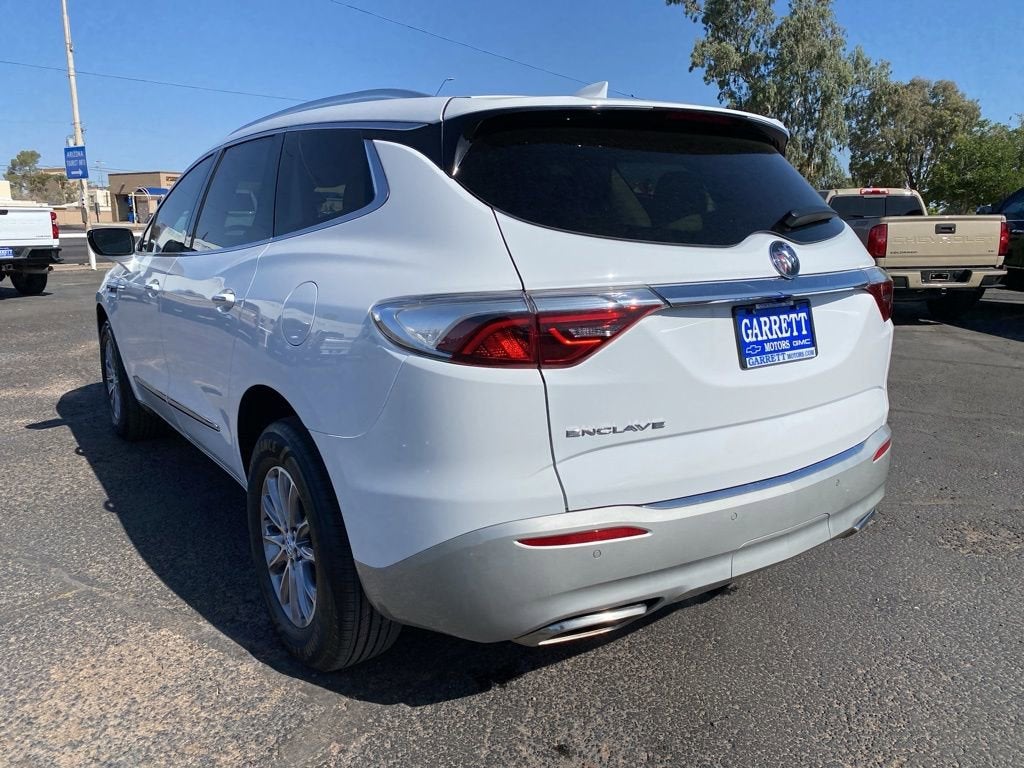 2023 Buick Enclave Essence