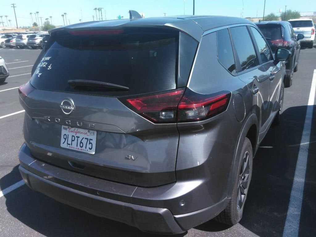 2024 Nissan Rogue SV