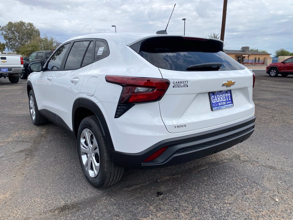 2026 Chevrolet Trax LS