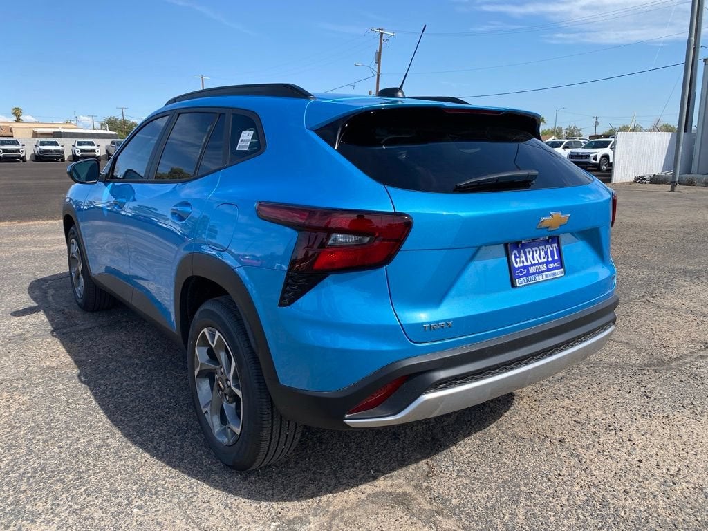 2026 Chevrolet Trax LT - Photo 13